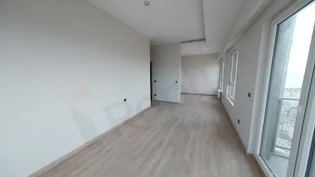 Modern ve geniş bir yatak odası iç mekan görünümü