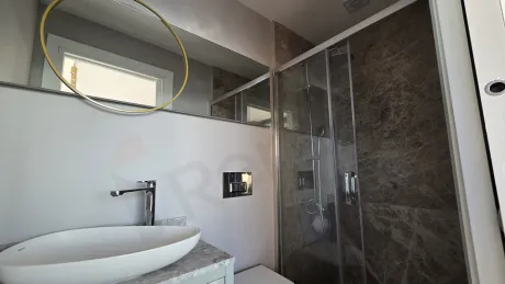 Muğla Milas'ta Taşınmaya Hazır, Deniz ve Koy Manzaralı Satılık 3+1 Villa