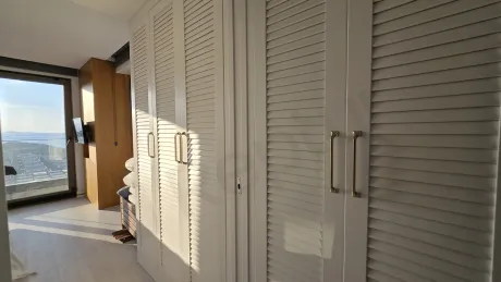 Muğla Milas'ta Taşınmaya Hazır, Deniz ve Koy Manzaralı Satılık 3+1 Villa