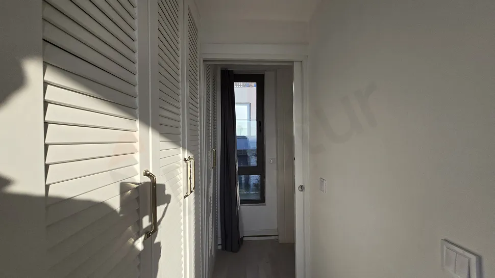 Muğla Milas'ta Taşınmaya Hazır, Deniz ve Koy Manzaralı Satılık 3+1 Villa