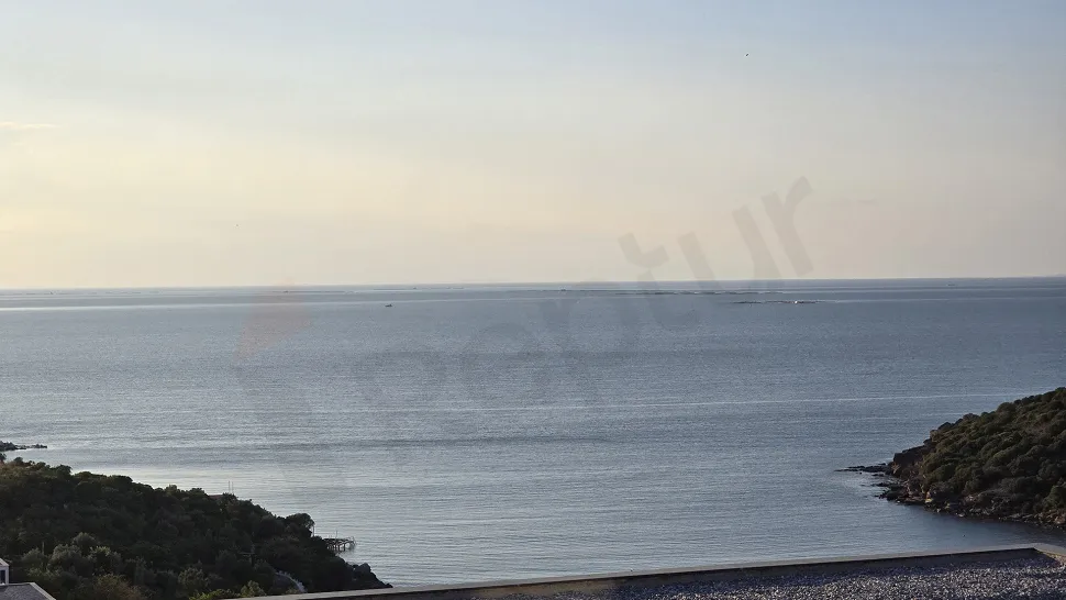 Muğla Milas'ta Taşınmaya Hazır, Deniz ve Koy Manzaralı Satılık 3+1 Villa