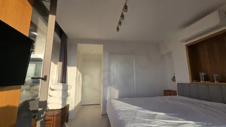 Muğla Milas'ta Taşınmaya Hazır, Deniz ve Koy Manzaralı Satılık 3+1 Villa