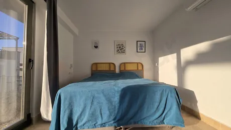 Muğla Milas'ta Taşınmaya Hazır, Deniz ve Koy Manzaralı Satılık 3+1 Villa