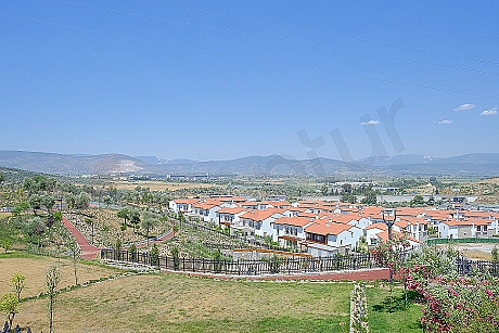 Bodrum'da deniz manzaralı villa fotoğrafı.