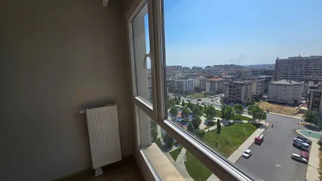 Beylikdüzü modern binaların yer aldığı panoramik şehir manzarası.