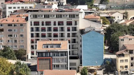 Golden Palace Beyoğlu'nda Haliç Sahiline Komşu Sıfır 1+1 Daire