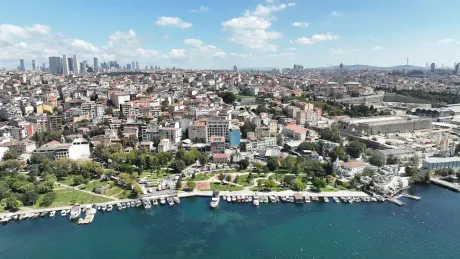 Golden Palace Beyoğlu'nda Haliç Sahiline Komşu Sıfır 1+1 Daire