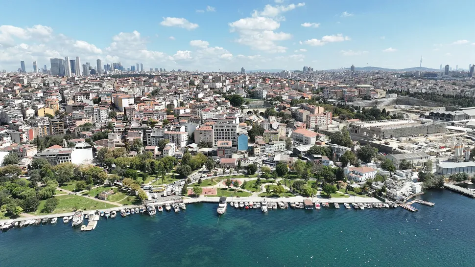 Golden Palace Beyoğlu'nda Haliç Sahiline Komşu Sıfır 1+1 Daire