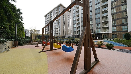 Çocuk parkı oyun alanı görseli.
