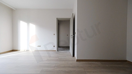 Modern yatak odası iç mekanı.