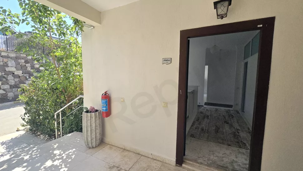 Bodrum Yalıkavak’ta Özel Yaşam Alanına Sahip Satılık Kapanmaz Deniz Manzaralı 4+1 Dubleks Villa