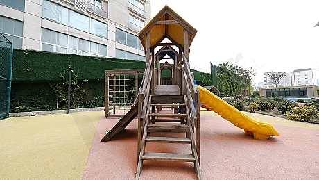 Çocuk parkı görseli.
