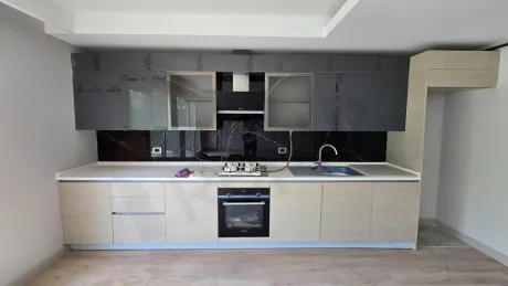 Beylikdüzü'nde Bol Doğal Işıklı, 3 Banyolu ve Geniş Teraslı 2+1 Dubleks