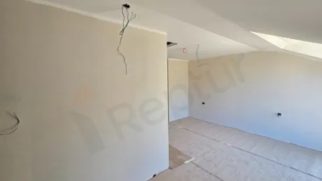 Panoramik Teraslı ve 3 Ebeveyn Banyolu Beşiktaş'ta Satılık 3+1 Çatı Dubleksi