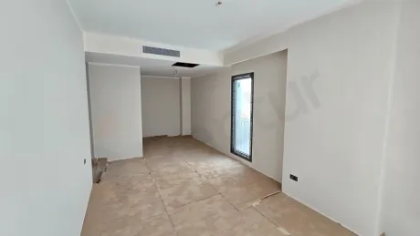 Elit Lokasyonda Geniş Balkonlu ve Kapalı Mutfaklı Satılık 4+1 Daire