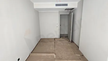 Elit Lokasyonda Geniş Balkonlu ve Kapalı Mutfaklı Satılık 4+1 Daire