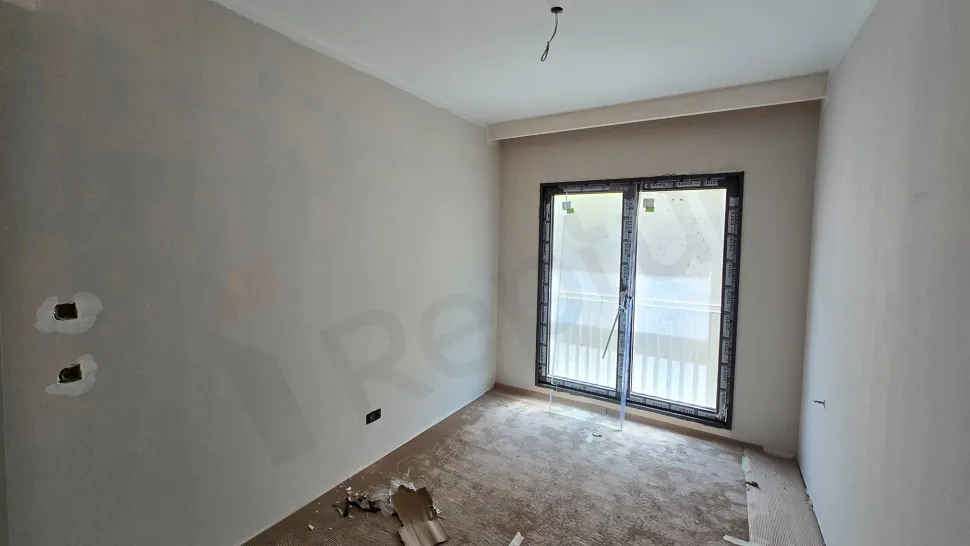 Elit Lokasyonda Geniş Balkonlu ve Kapalı Mutfaklı Satılık 4+1 Daire