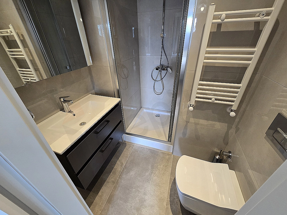Eşyalı banyo görseli.