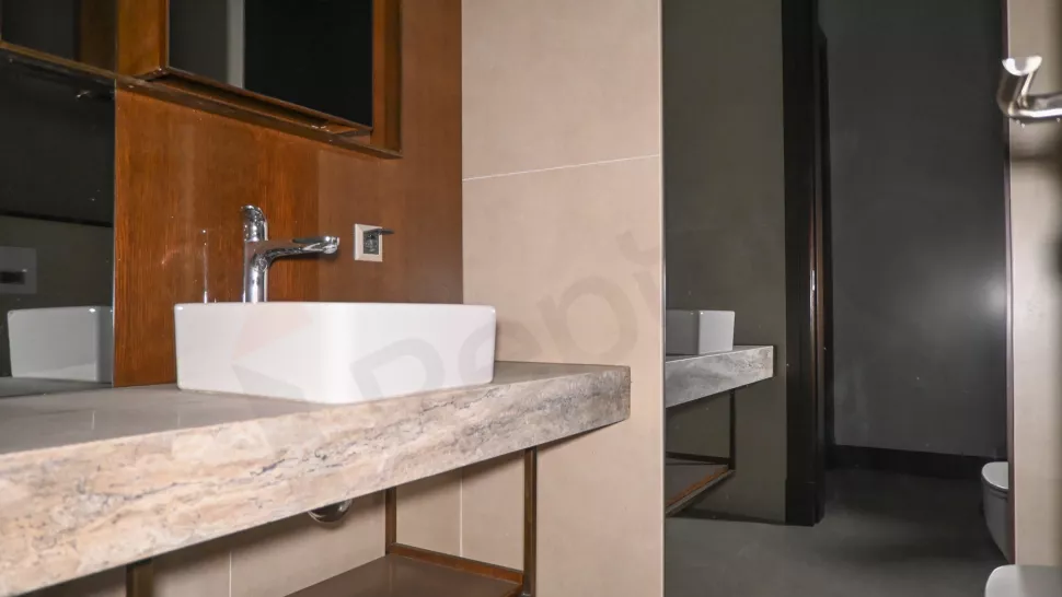 Beyoğlu Satılık 178m² Daire - Kapalı Havuzlu ve Otoparklı Site İçi