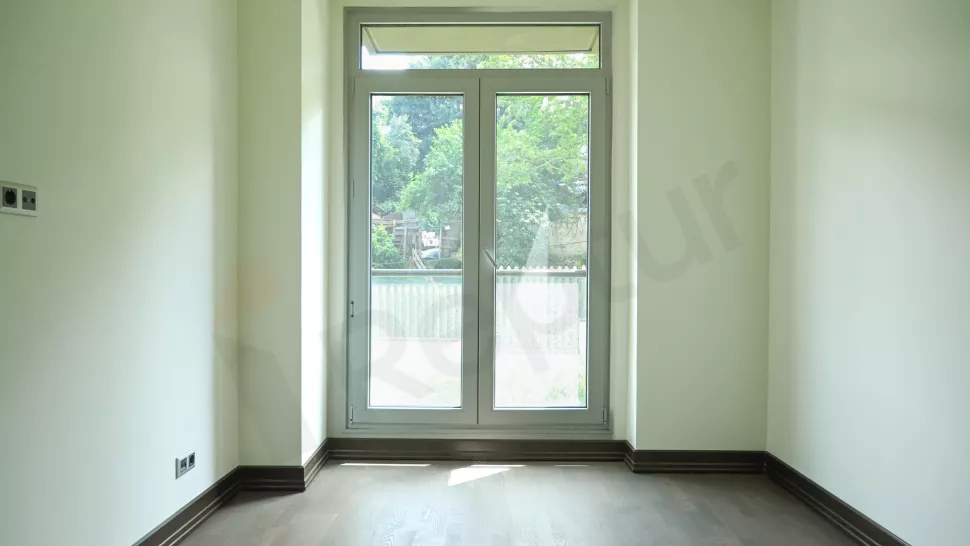 Beyoğlu Satılık 178m² Daire - Kapalı Havuzlu ve Otoparklı Site İçi