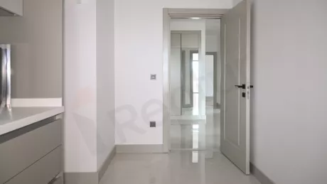 Ataşehir Satılık Daire: Metroya Direkt Girişli ve Sosyal Tesisli