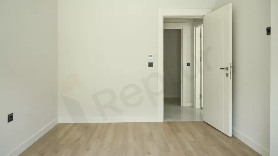 Bahçelievler'de Kapalı Havuzlu ve Sosyal Donatılı Satılık Lüks Daire