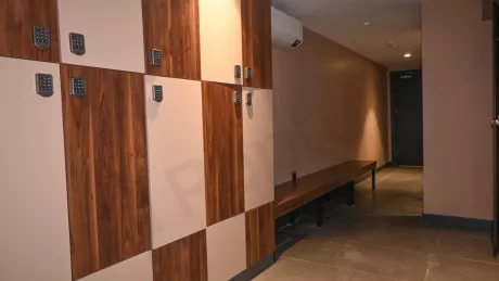 Bahçelievler'de Kapalı Havuzlu ve Sosyal Donatılı Satılık Lüks Daire