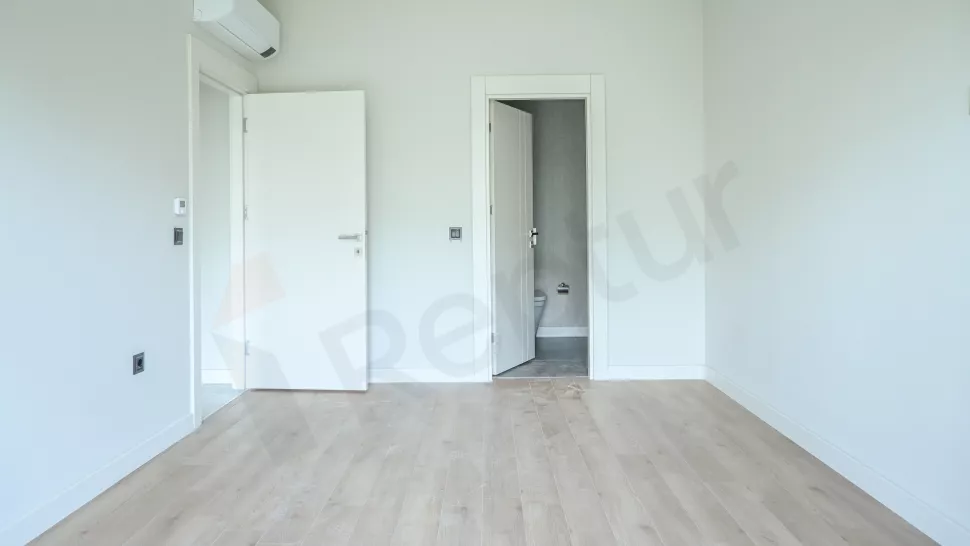 Bahçelievler Satılık Daire | Kapalı Havuzlu ve Sosyal Tesisli Lüks