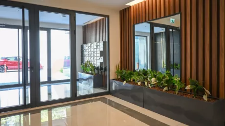 Bahçelievler Satılık Lüks Daire: 180m2, Kapalı Havuz ve Sosyal Donatılı