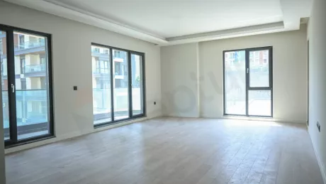 Bahçelievler Satılık 180m2 Lüks Daire Kapalı Havuzlu Güvenlikli Site