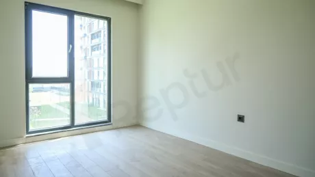 Bahçelievler Satılık 180m2 Lüks Daire Kapalı Havuzlu Güvenlikli Site