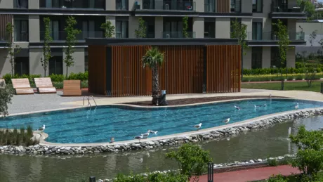 Bahçelievler'de Satılık 229m2 Lüks Daire - Sosyal Tesisli ve Havuzlu