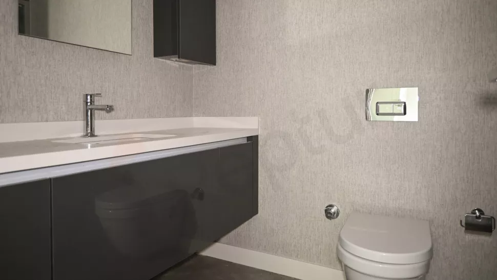 Bahçelievler'de Satılık 229m2 Lüks Daire - Sosyal Tesisli ve Havuzlu
