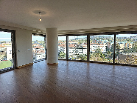 KOŞUYOLU'NDA PRESTİJLİ SİTEDE SATILIK ÇAMLICA MANZARALI 4+1 DUBLEKS DAİRE