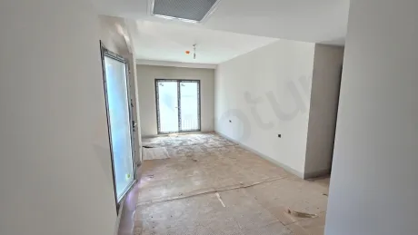 Kapalı Mutfaklı ve Geniş Balkonlu Beşiktaş'ta Satılık Lüks 4+1 Aile Dairesi