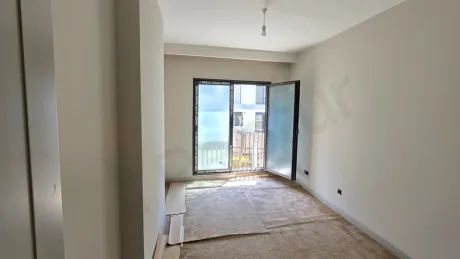 Kapalı Mutfaklı ve Geniş Balkonlu Beşiktaş'ta Satılık Lüks 4+1 Aile Dairesi