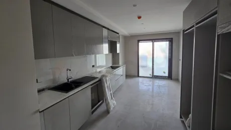 Kapalı Mutfaklı ve Geniş Balkonlu Beşiktaş'ta Satılık Lüks 4+1 Aile Dairesi