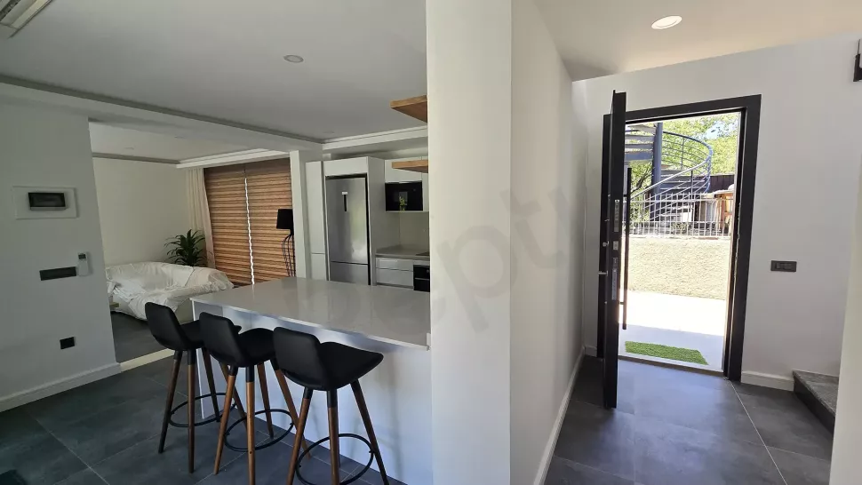 Bodrum'da Satılık Villa: Vatandaşlığa Uygun, Eşyalı ve Havuzlu