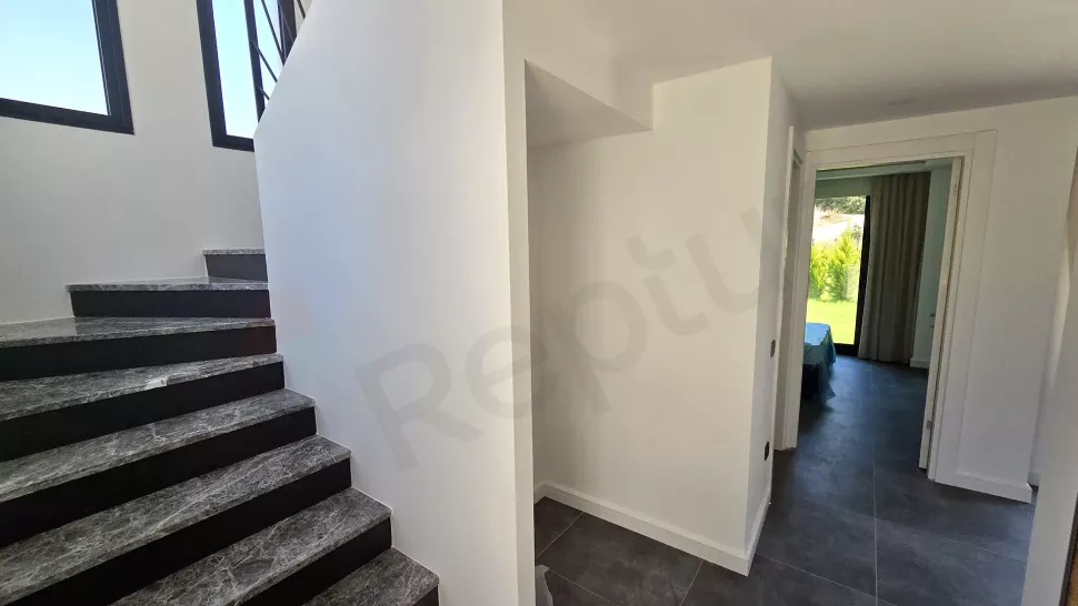 Bodrum'da Satılık Villa: Vatandaşlığa Uygun, Eşyalı ve Havuzlu