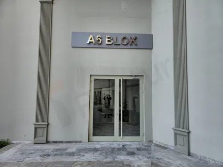 Meydan Ardıçlı'da Metroya Yakın Şehir Manzaralı Satılık 1+0 Stüdyo Daire