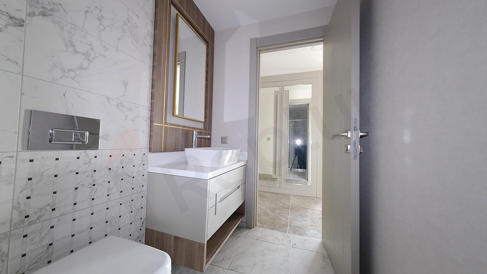 Modern tasarımlı banyo