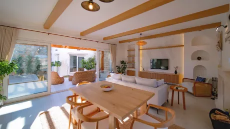 Modern yemek odası görseli. Masa ve sandalyeler.