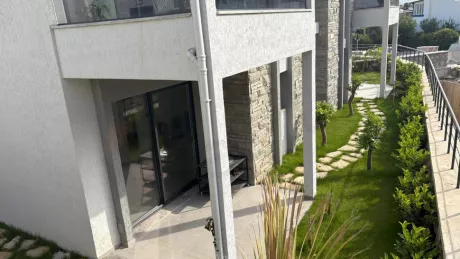 Bodrum'da Oturma İznine Uygun, Havuzlu Sitede Yeni 2+1 Daire