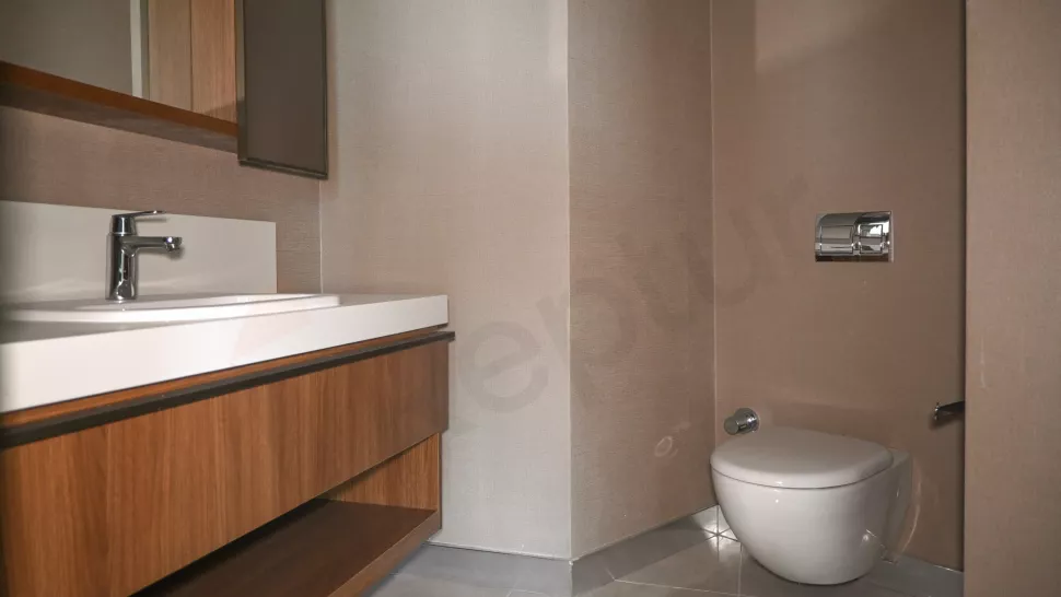 Sarıyer'de Satılık 210m2 Premium Daire Kapalı Havuz ve Sosyal Tesis