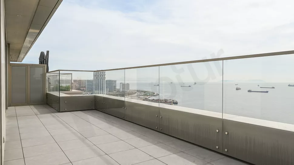 Bakırköy Sahilde Satılık 718 m² Ultra Lüks Havuzlu Dubleks Daire