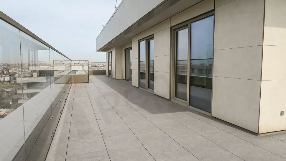 Bakırköy Sahilde Satılık 718 m² Ultra Lüks Havuzlu Dubleks Daire
