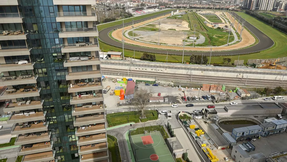 Bakırköy Sahilde Satılık 718 m² Ultra Lüks Havuzlu Dubleks Daire