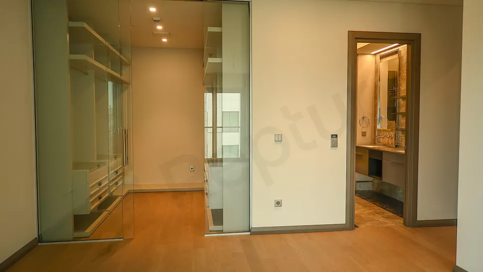 Bakırköy Sahilde Satılık 718 m² Ultra Lüks Havuzlu Dubleks Daire