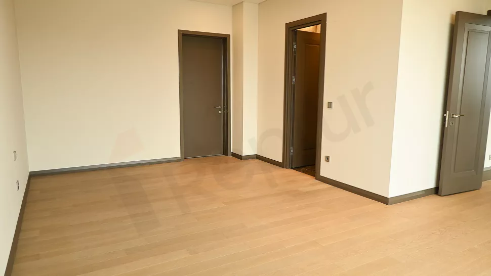 Bakırköy Sahilde Satılık 718 m² Ultra Lüks Havuzlu Dubleks Daire