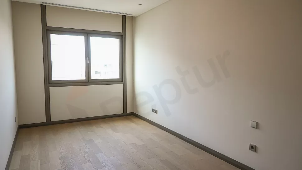 Bakırköy Sahilde Satılık 718 m² Ultra Lüks Havuzlu Dubleks Daire